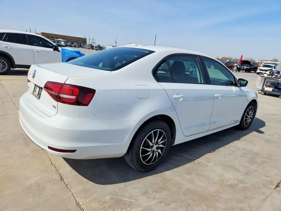 2016 VOLKSWAGEN JETTA   