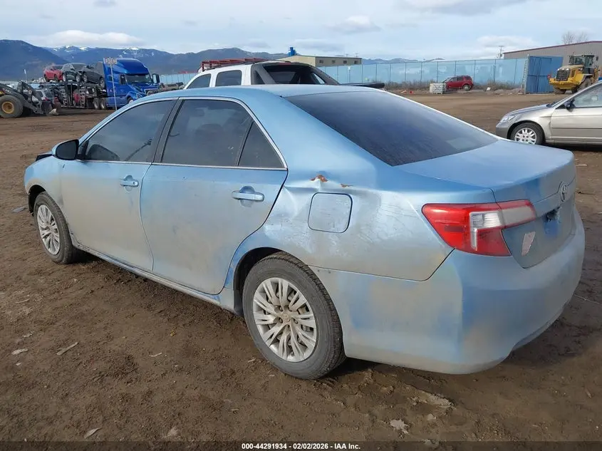 2012 TOYOTA CAMRY LE