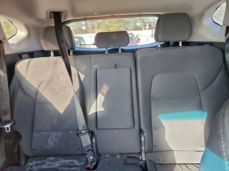 2021 HYUNDAI TUCSON SE  