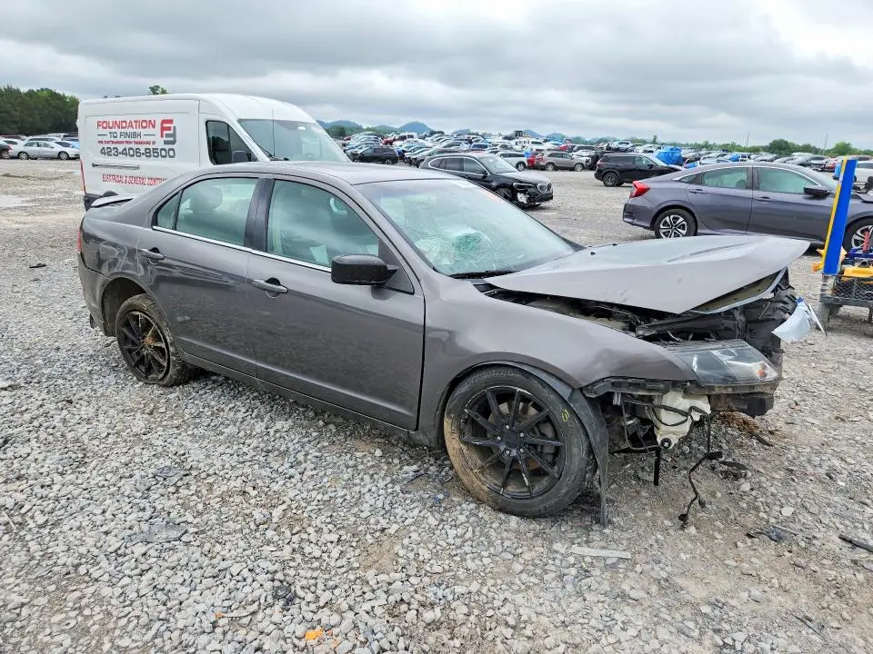 2011 FORD FUSION SE  