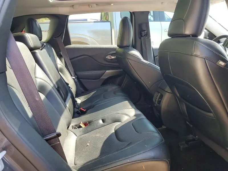 2022 JEEP CHEROKEE LATITUDE LUX  