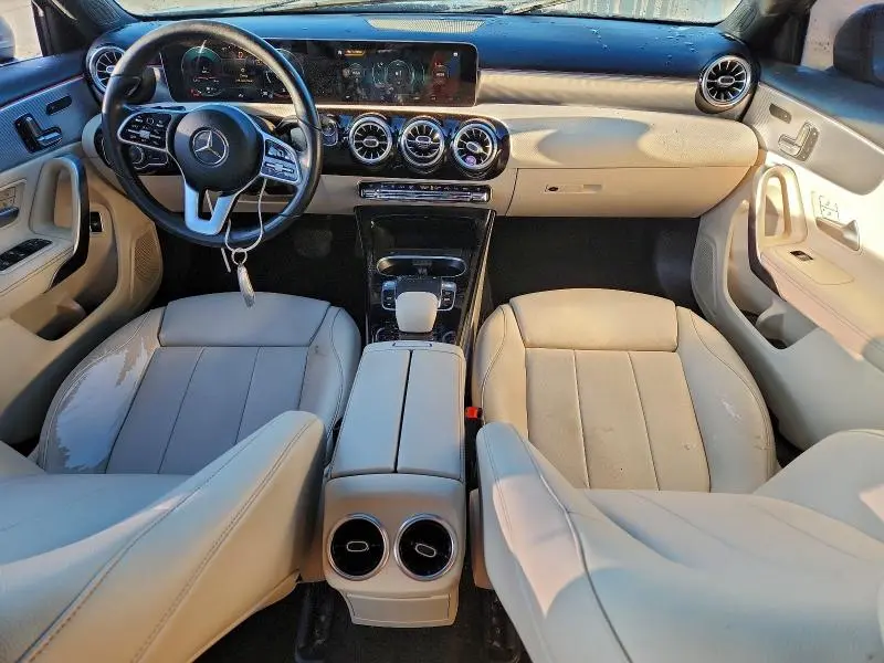 2020 MERCEDES-BENZ A 220  