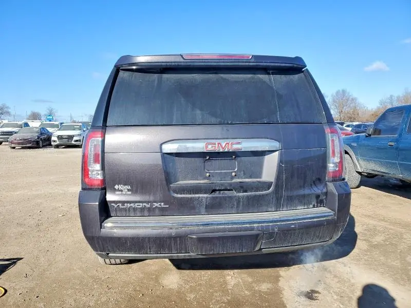2017 GMC YUKON XL DENALI  