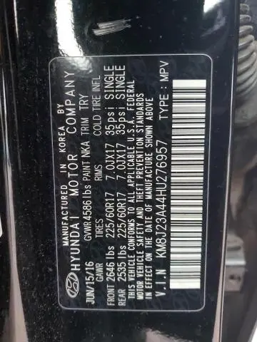 2017 HYUNDAI TUCSON SE  