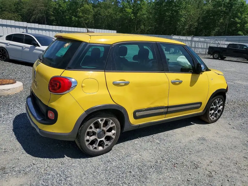 2014 FIAT 500L TREKKING  