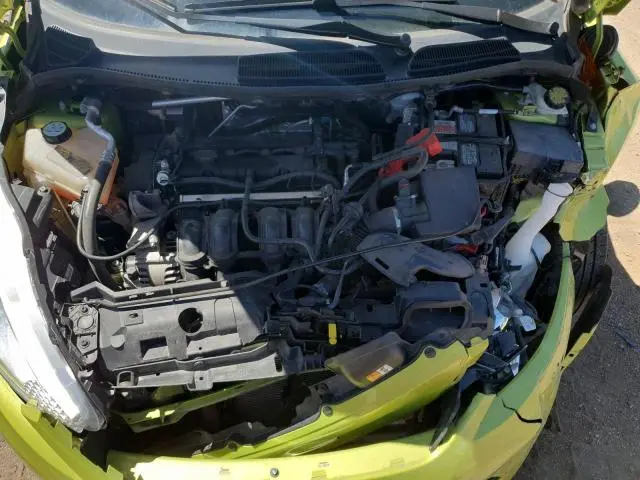 2013 FORD FIESTA SE  
