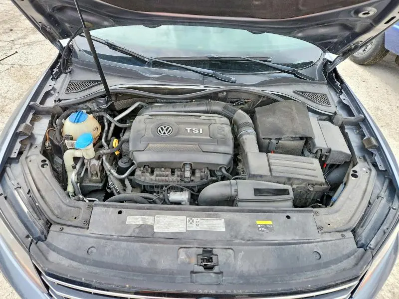 2016 VOLKSWAGEN PASSAT S  