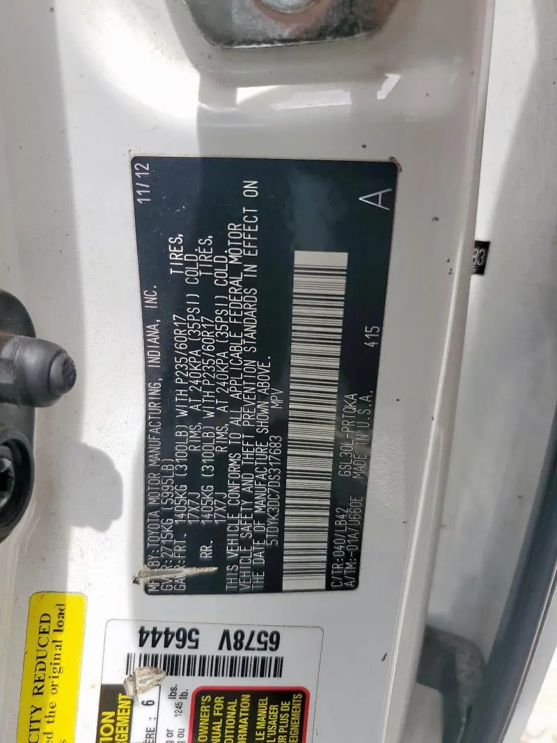 2013 TOYOTA SIENNA XLE  