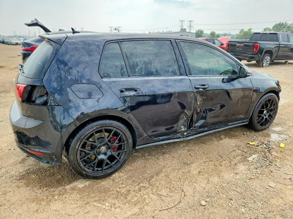 2017 VOLKSWAGEN GTI S/SE  