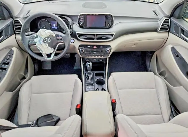 2020 HYUNDAI TUCSON SEL  