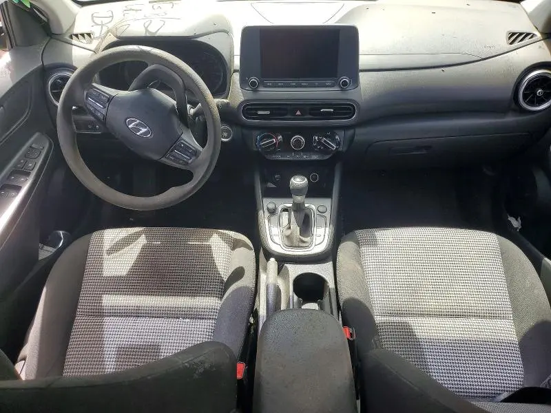 2022 HYUNDAI KONA SE  