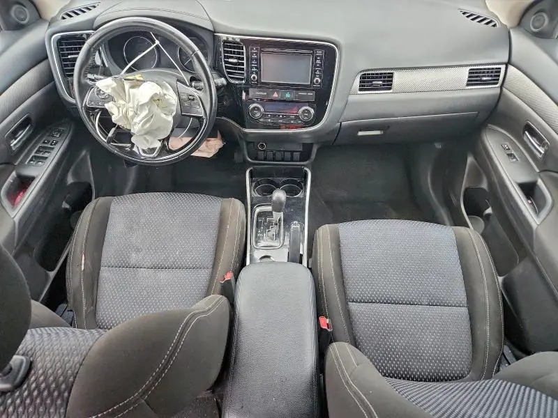 2017 MITSUBISHI OUTLANDER ES  