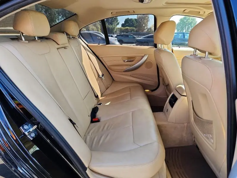 2012 BMW 328 I SULEV  