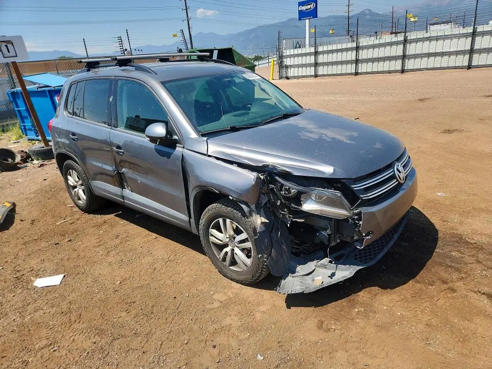 2015 VOLKSWAGEN TIGUAN S  