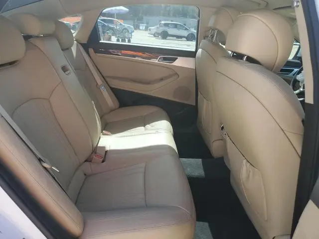 2018 GENESIS G80 BASE  
