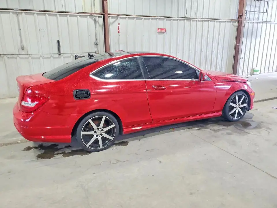 2015 MERCEDES-BENZ C 250  