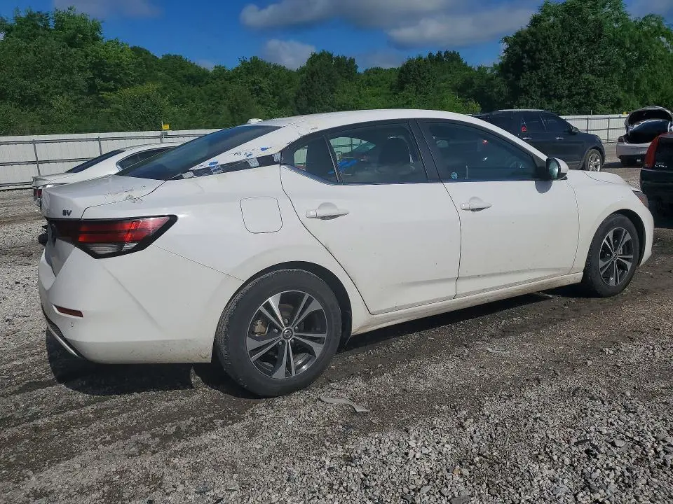 2022 NISSAN SENTRA SV  