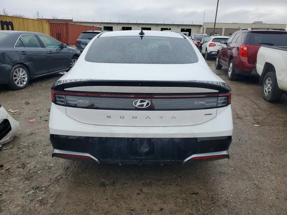 2025 HYUNDAI SONATA SEL  