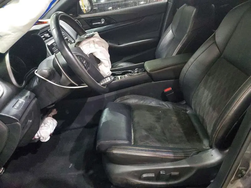 2021 NISSAN MAXIMA SR  