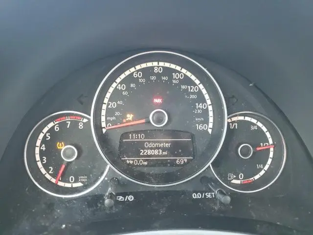 2014 VOLKSWAGEN BEETLE TURBO  