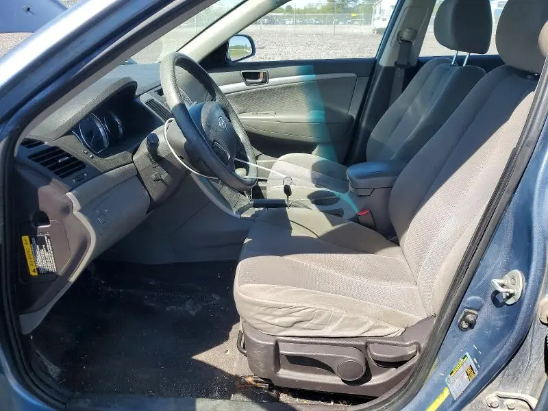 2010 HYUNDAI SONATA GLS  