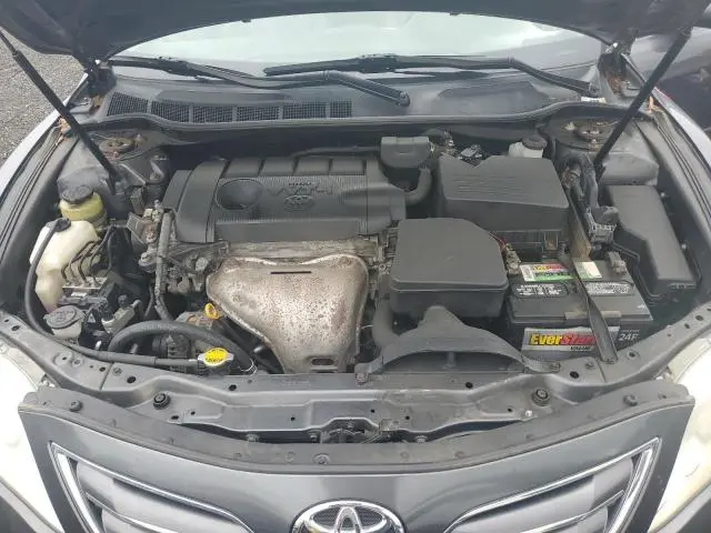2010 TOYOTA CAMRY BASE  