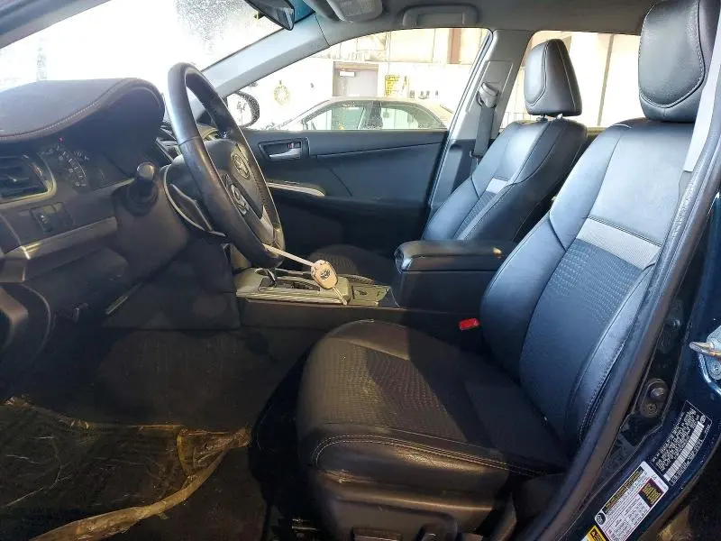2014 TOYOTA CAMRY SE  
