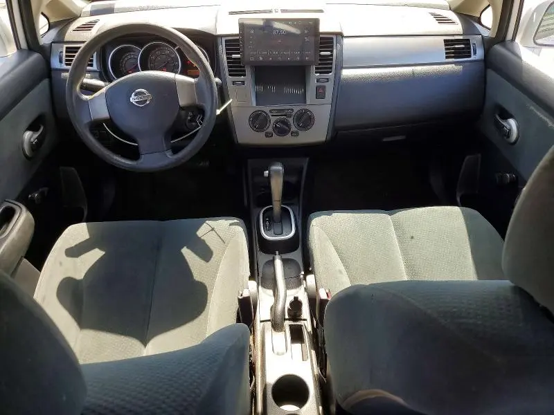 2010 NISSAN VERSA 1.8 S  