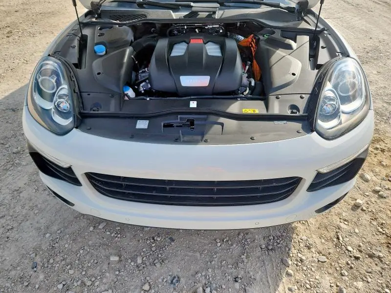 2016 PORSCHE CAYENNE SE HYBRID  