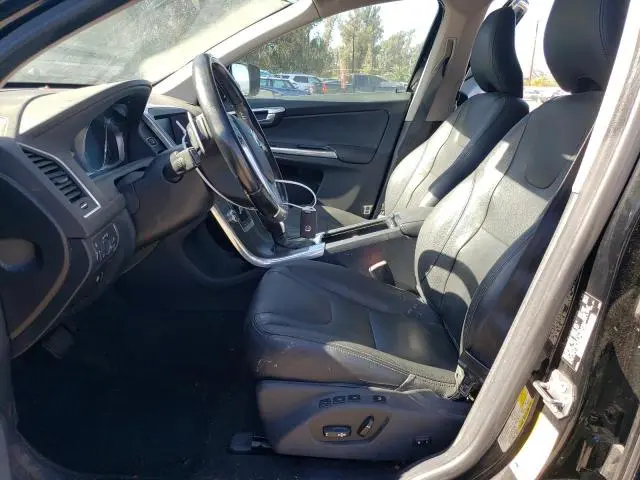 2015 VOLVO XC60 T6 PREMIER  