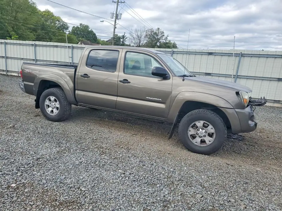 2010 TOYOTA TACOMA V6  