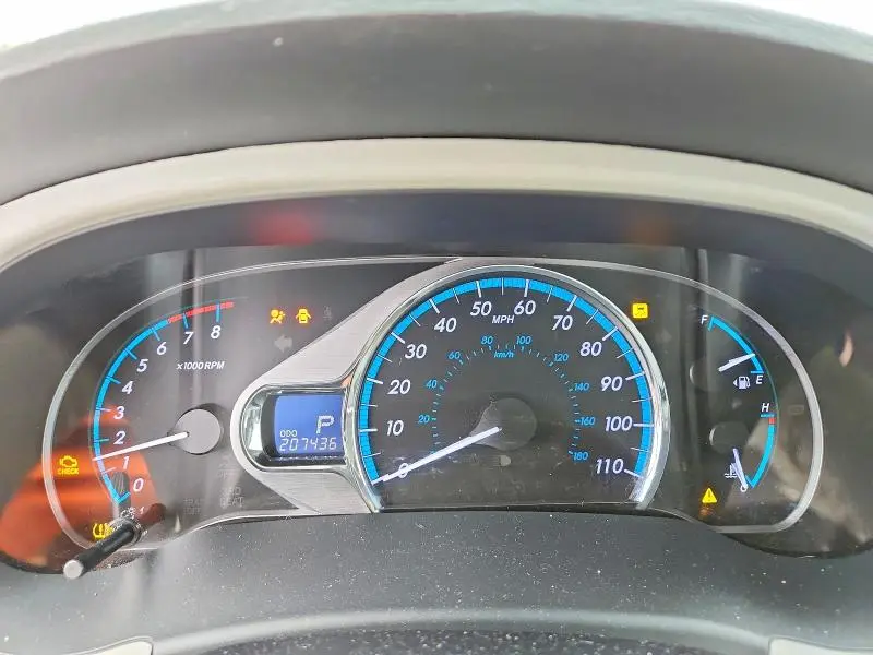 2011 TOYOTA SIENNA XLE  