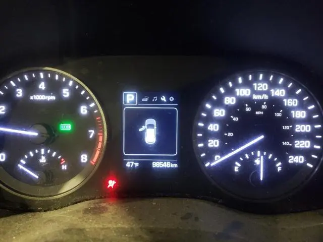 2017 HYUNDAI TUCSON SE  