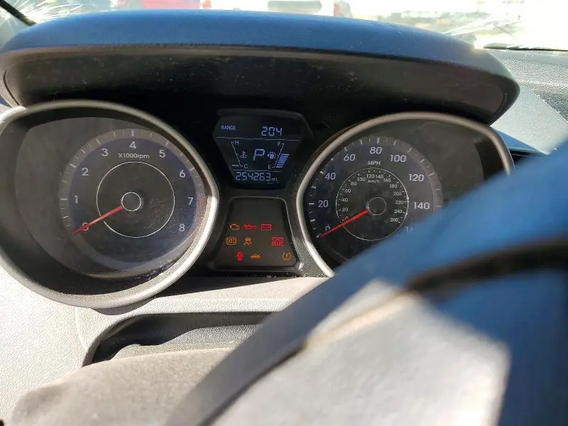 2014 HYUNDAI ELANTRA   