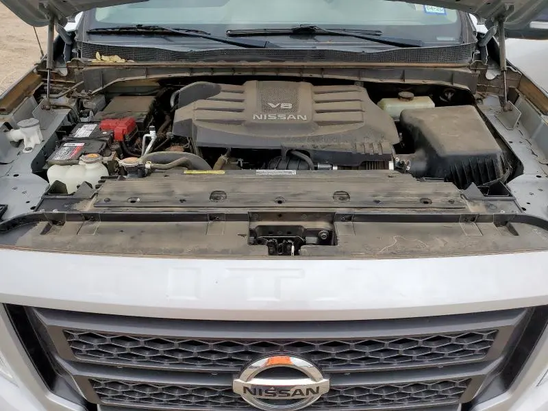 2020 NISSAN TITAN SV  
