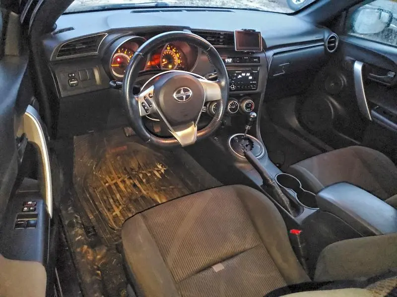 2013 TOYOTA SCION TC   