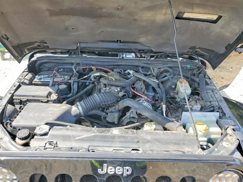 2011 JEEP WRANGLER SAHARA  