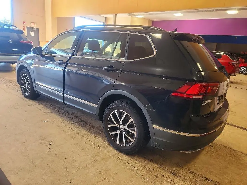 2021 VOLKSWAGEN TIGUAN SE  
