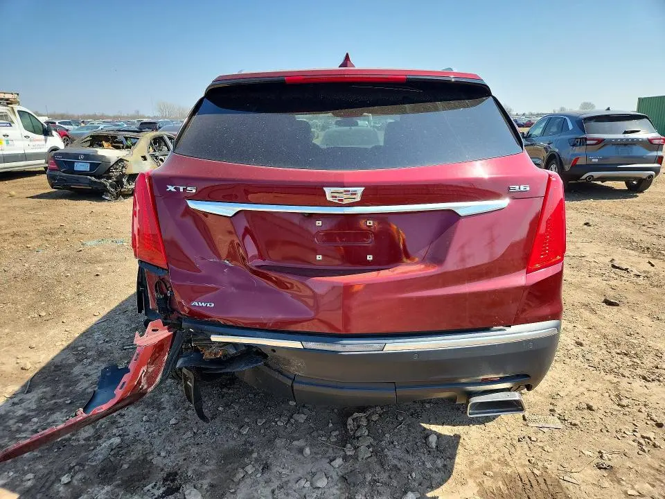 2017 CADILLAC XT5 LUXURY  