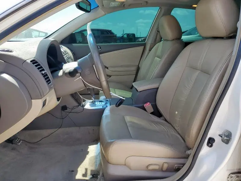 2011 NISSAN ALTIMA BASE  