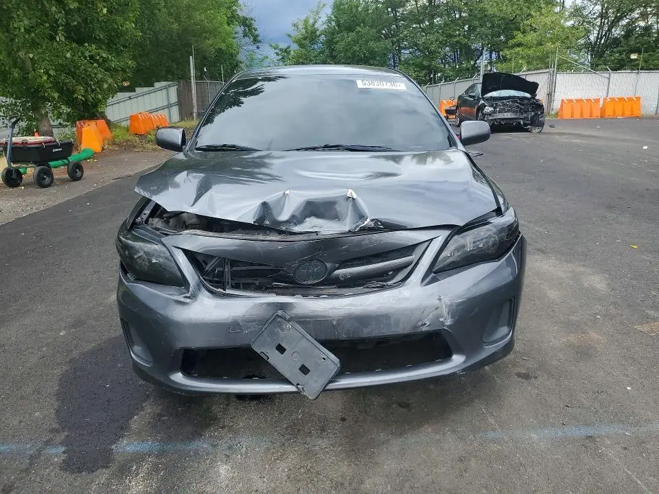 2011 TOYOTA COROLLA LE  