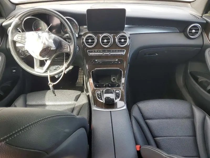 2019 MERCEDES-BENZ GLC 300 4MATIC  
