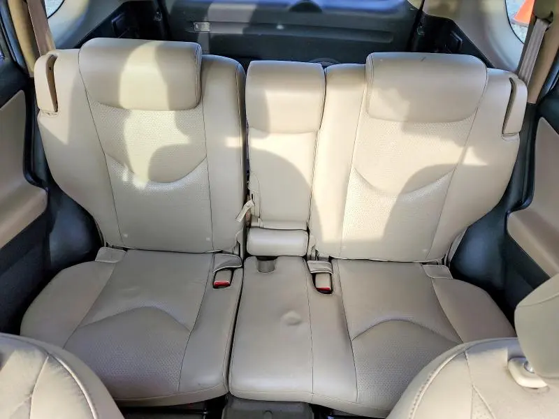 2011 TOYOTA RAV4 LIMITED  