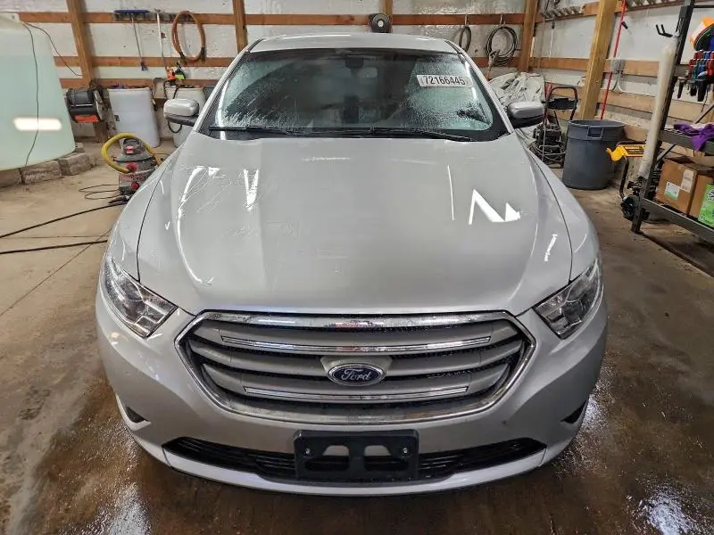 2017 FORD TAURUS SEL  