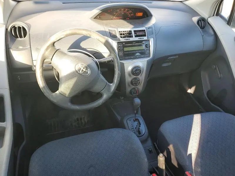 2011 TOYOTA YARIS   