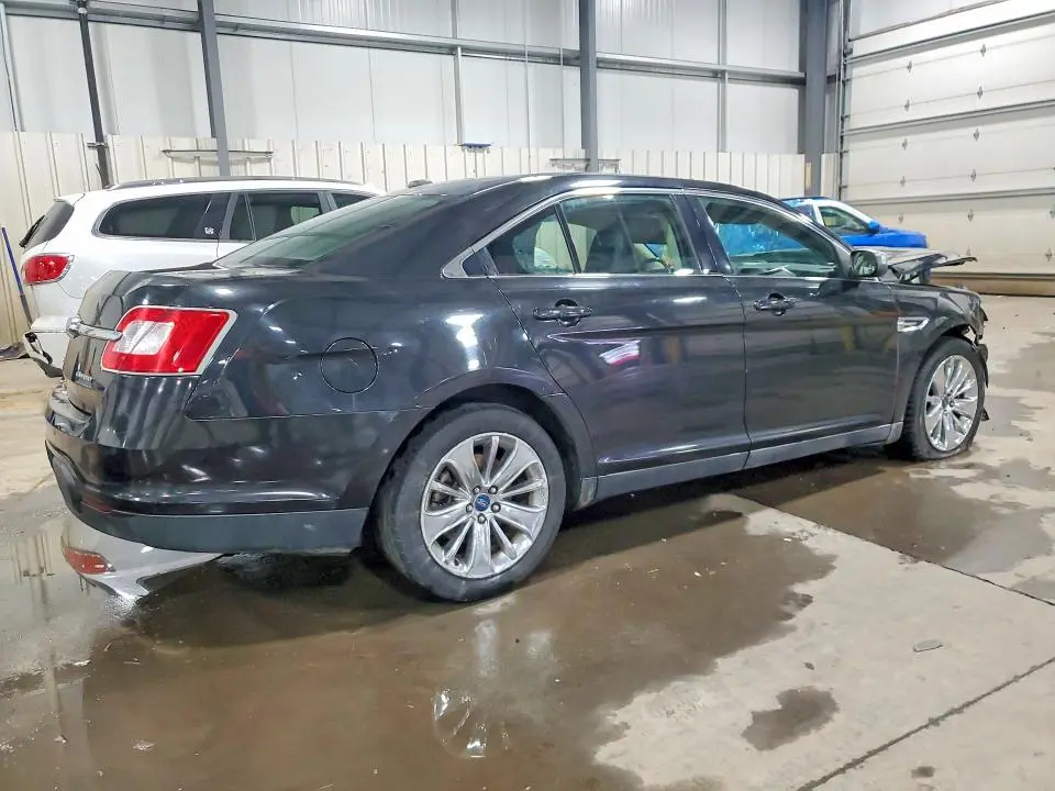 2010 FORD TAURUS LIMITED  