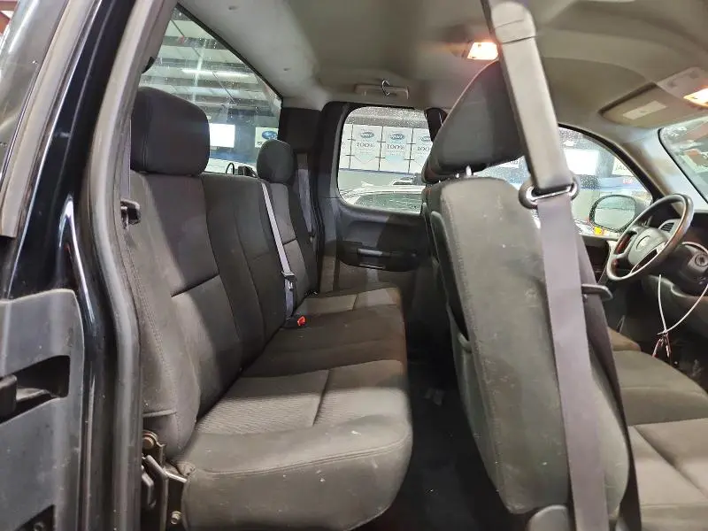 2011 CHEVROLET SILVERADO C1500 LS  
