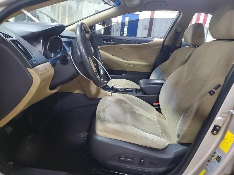 2011 HYUNDAI SONATA GLS  
