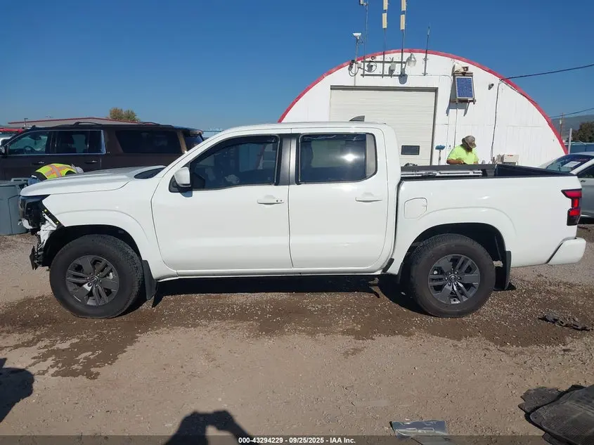 2025 NISSAN FRONTIER SV 4X4