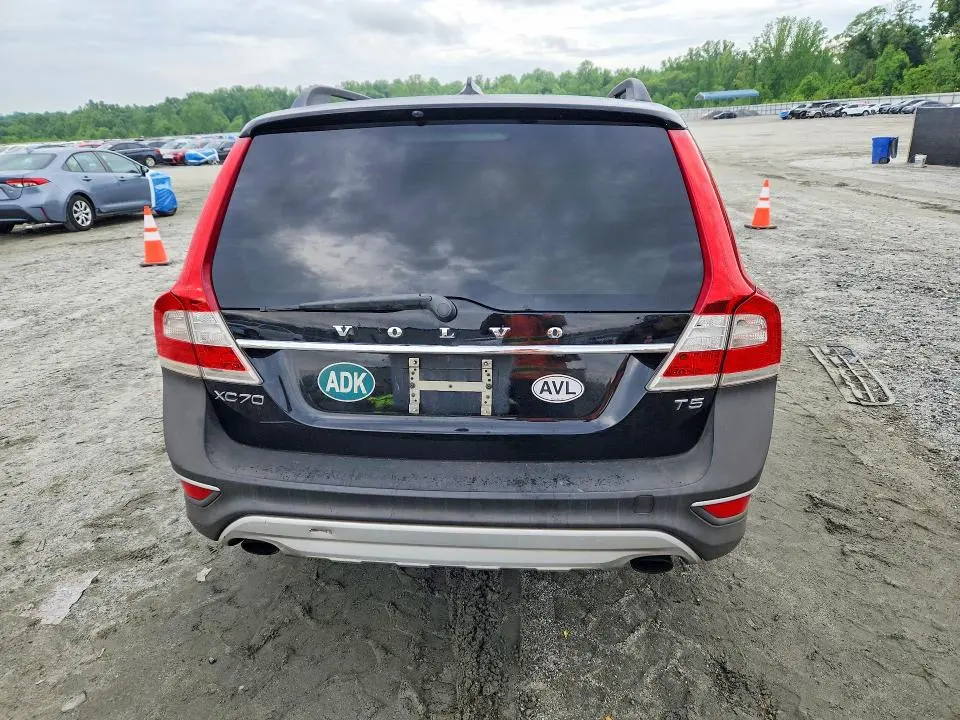 2015 VOLVO XC70 T5 PREMIER  